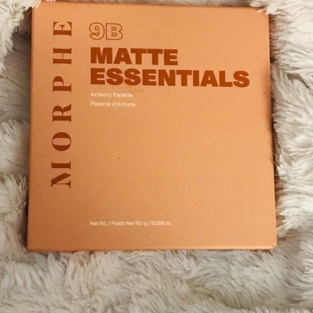 Host Pick!! Morphe 9B Matte Essentials Pallette NIB